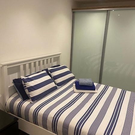 Spacious One Bedroom Ground Floor Apartment ฮาร์โรเกต ภายนอก รูปภาพ